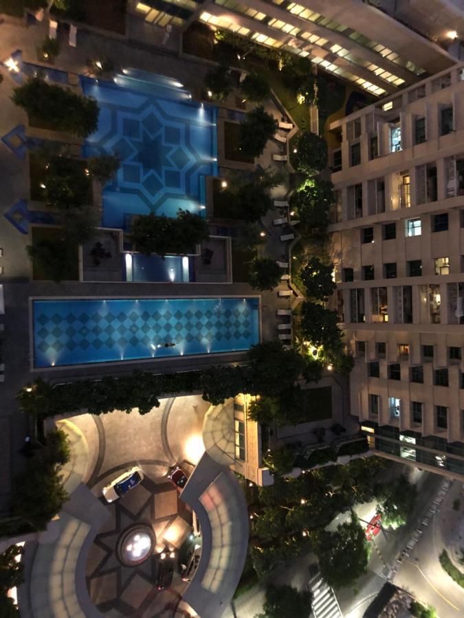 Downtown Boulevard One Bedroom Apt In 29 Blvd غرفة وصالة Burj & Fountain View Master Bedroom Plus 2 Single Beds In Living Room 迪拜 外观 照片